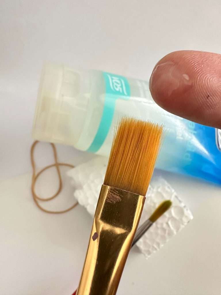 DIY Brush Shaper Advice - Best Fix To Restoring Your Brushes 3 DIY brush shaper - flat brush hair gel